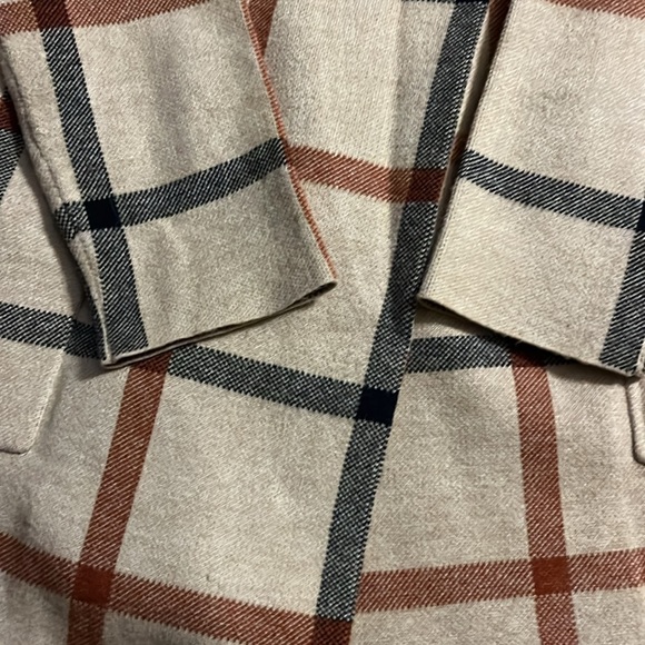 Halston coat - Picture 2 of 6